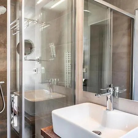 Hotel Brit Privilege - La Des Arts