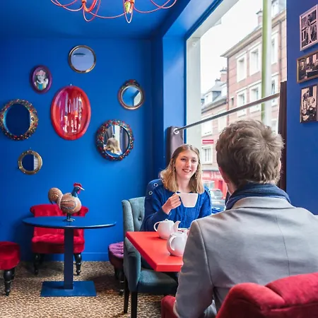 Brit Privilege - La Des Arts Hotel