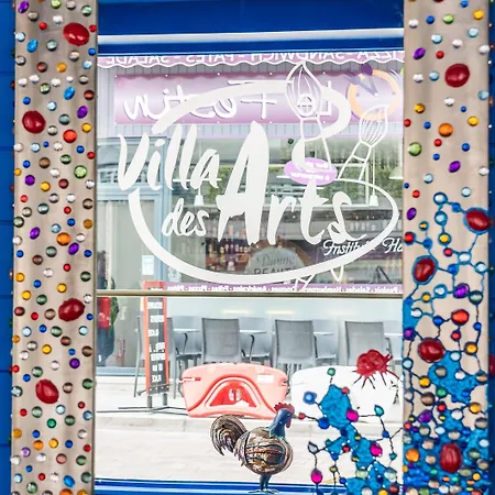 Brit Privilege - La Des Arts ليزيو