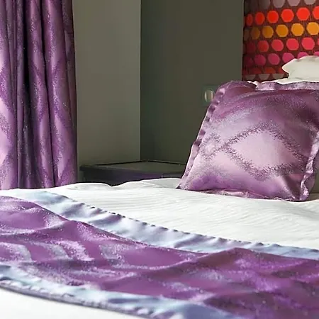 Hotel Brit Privilege - La Des Arts 4*
