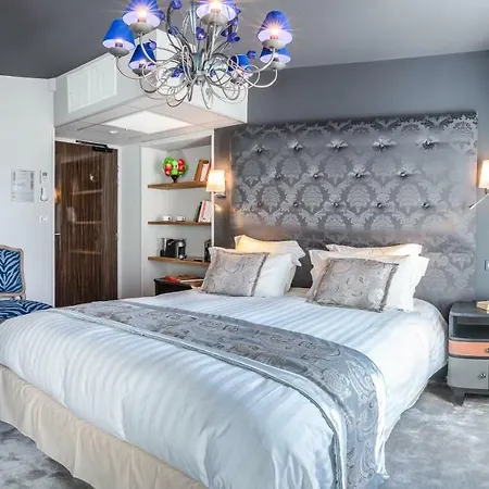 Brit Privilege - La Des Arts Hotel Lisieux