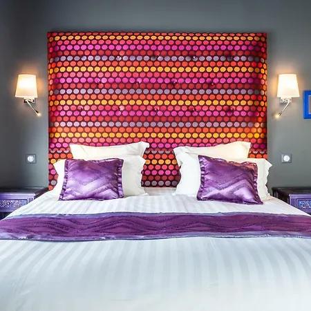 Brit Privilege - La Des Arts