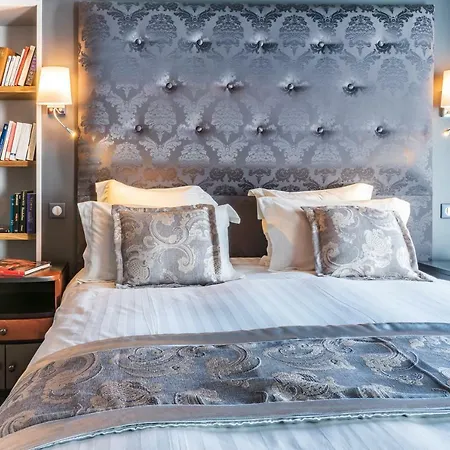 Brit Privilege - La Des Arts