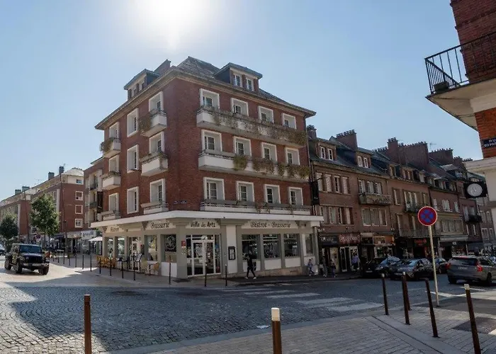 Hotell Brit Privilege - La Des Arts 4*