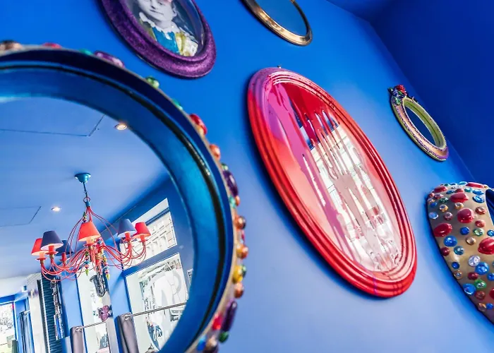 Hotell Brit Privilege - La Des Arts Lisieux