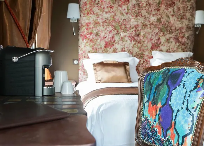 Hotell Brit Privilege - La Des Arts 4*