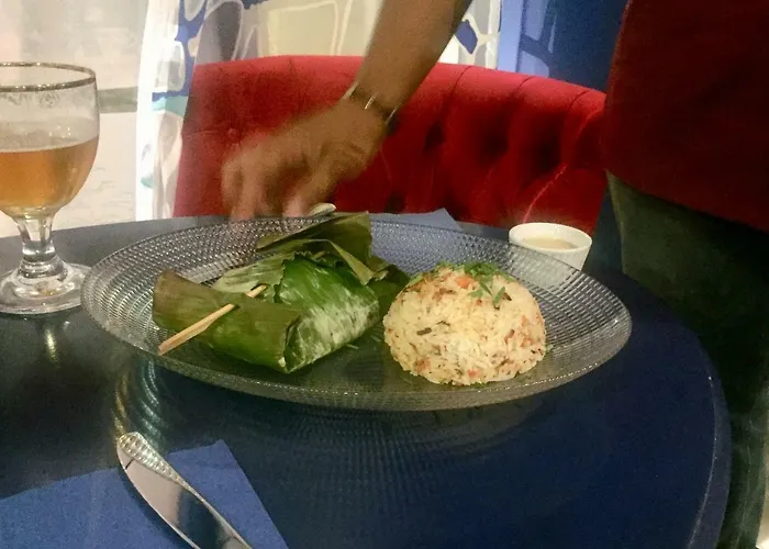 Brit Privilege - La Des Arts 4*