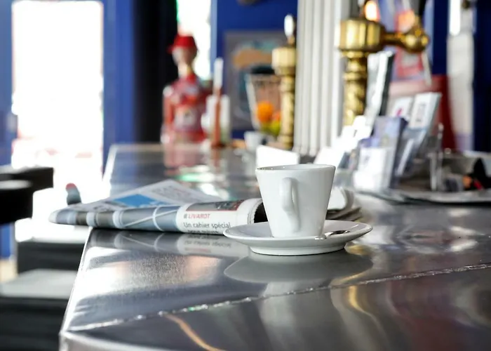 Hotell Brit Privilege - La Des Arts Lisieux