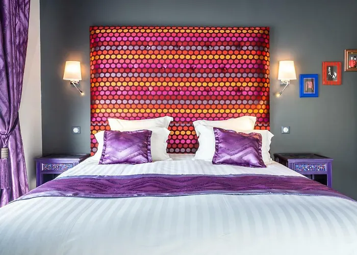 Brit Privilege - La Des Arts