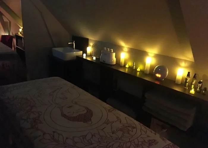 Hotell Brit Privilege - La Des Arts